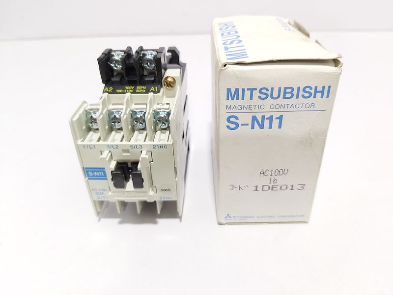 MITSUBISHI S-N11 MAGNETIC CONTACTOR AC100V SN11