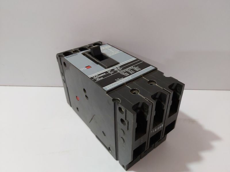 SIEMENS HHED63M020 HHED6 20AMP 3POLE CIRCUIT BREAKER