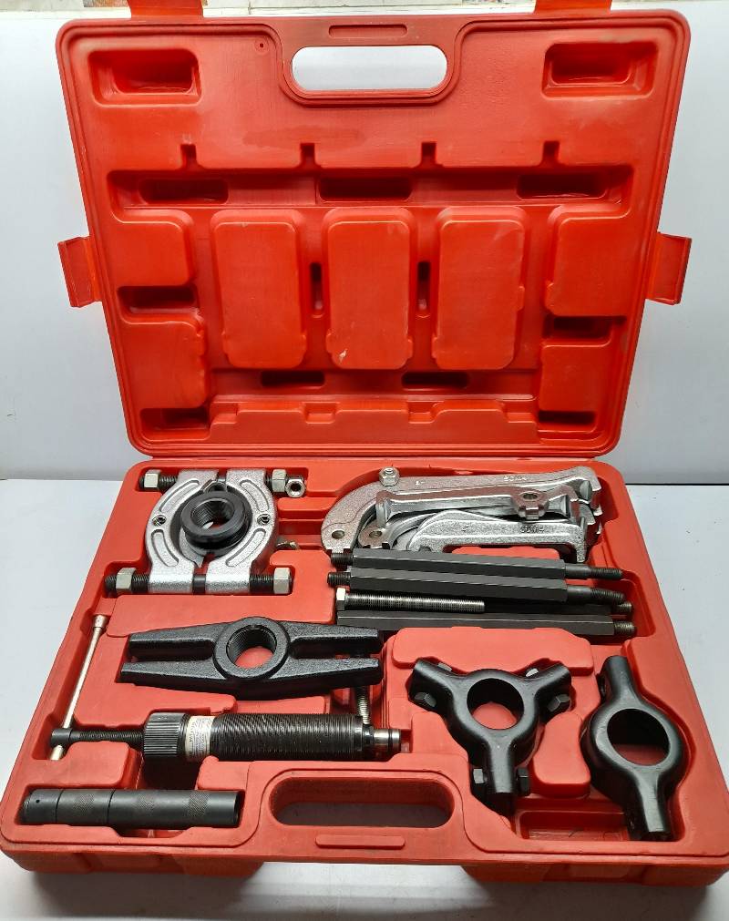 Hydraulic Gear Puller Set Y.C. 709 Hydraulic RAM PAT.65318