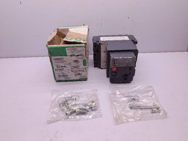 Schneider LV430403 Circuit Breaker With LV430430 Trip unit TM160D 160A & MT100/160