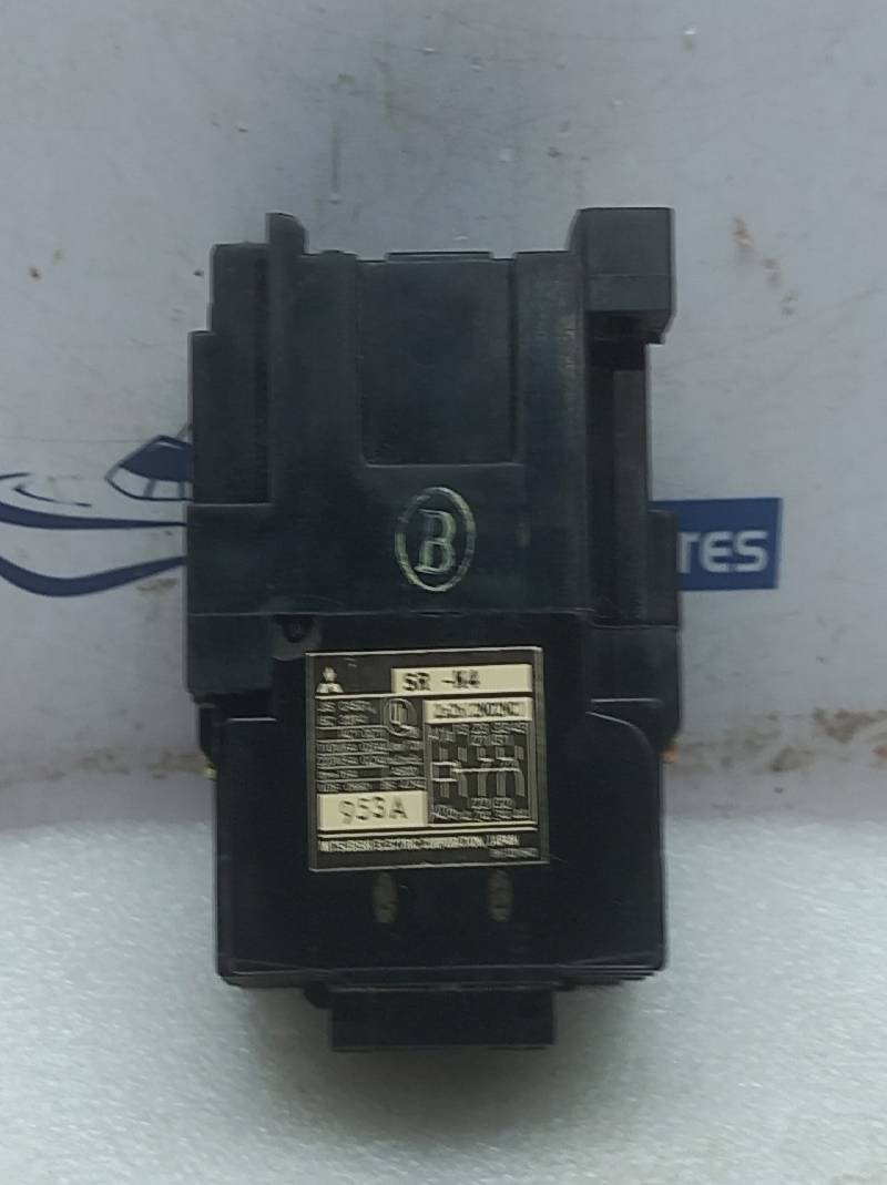Mitsubishi SR-K4 Contactor 2a2b (2NO2NC) 380-415V 50Hz 400-440V 60Hz