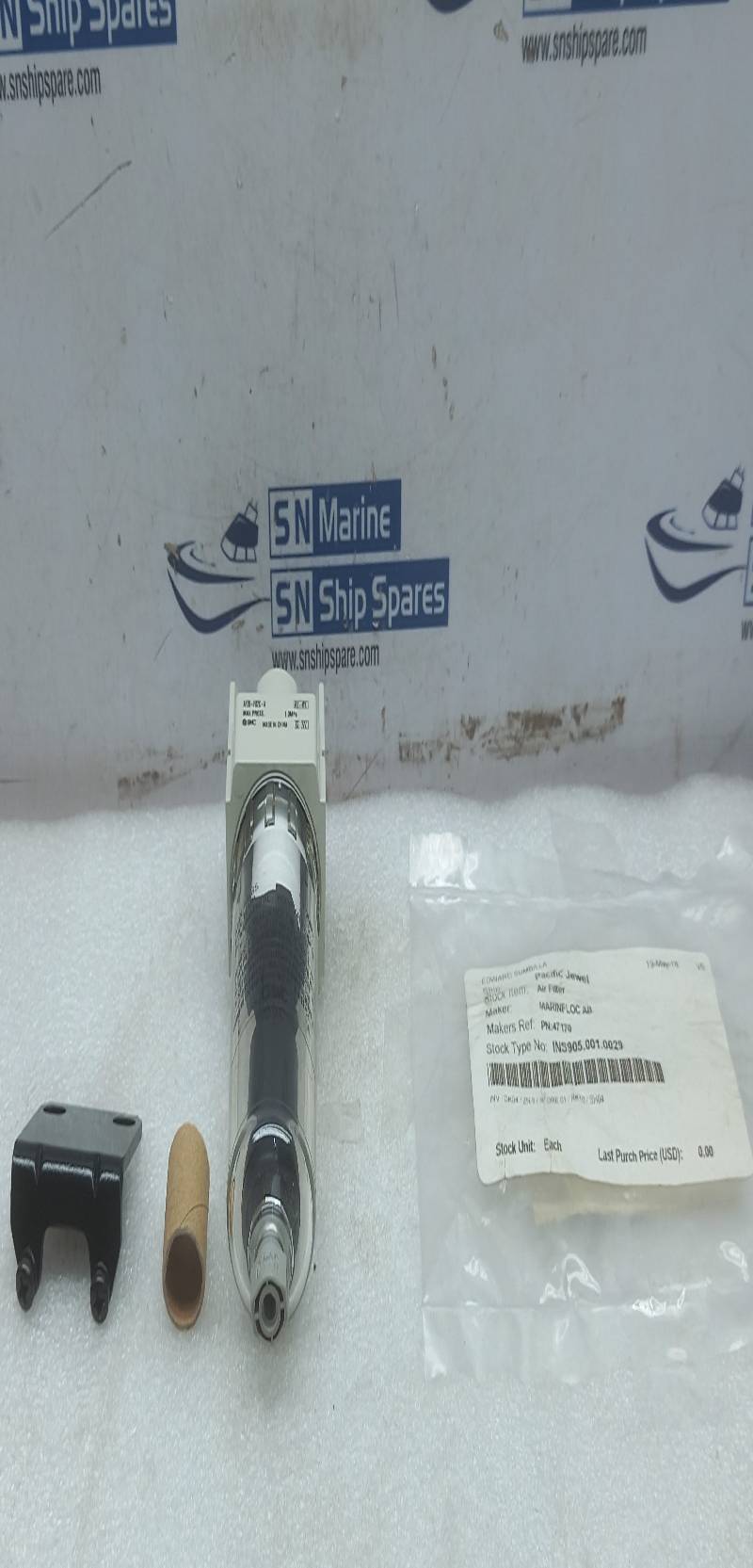 SMC AF20-F02C-A Air Filter With SMC AF20P-050AS Bracket Marinfloc 47170