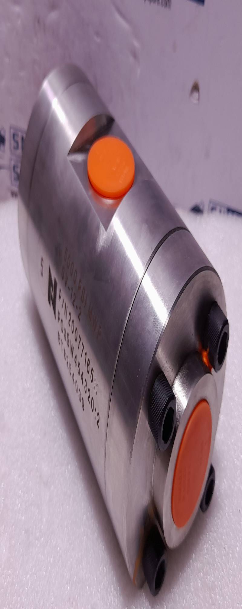 NOV 20077165 Shuttle Valve ¾” W/1”NPT 5000PSI MWP SV-12-2 