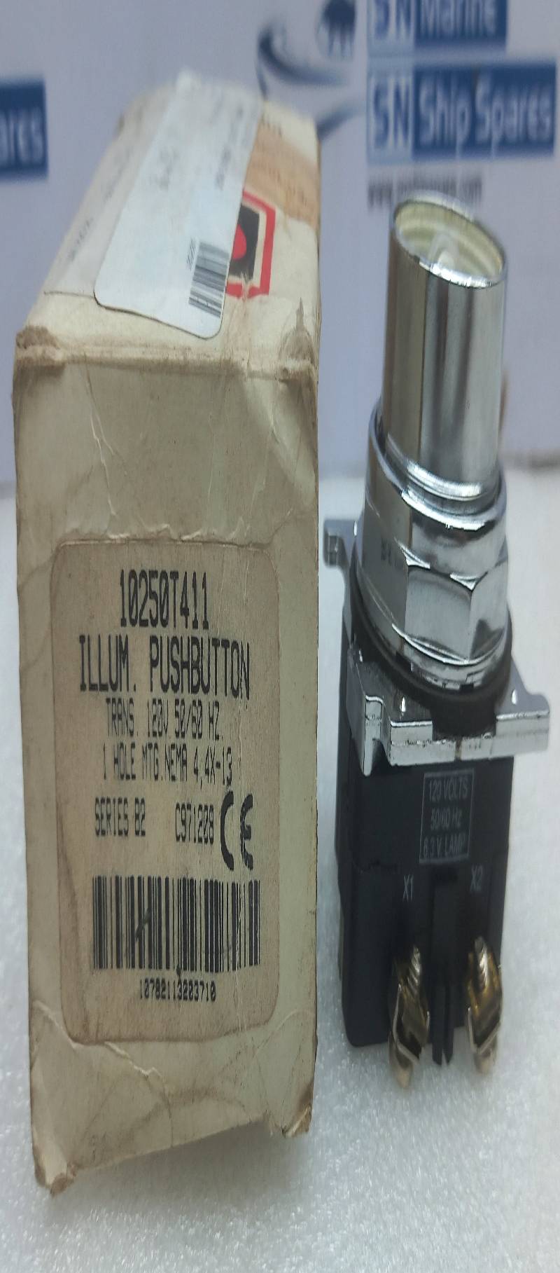 Cutler Hammer 10250T411 Illuminated Pushbutton Operator 120V 50/60Hz Series B2