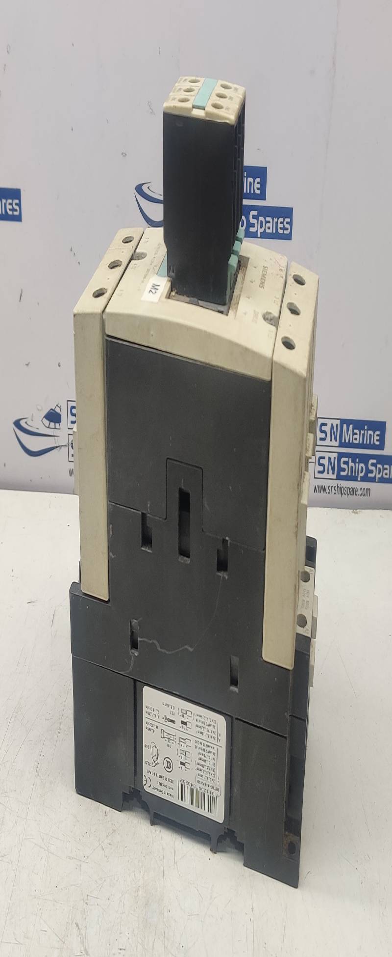 Siemens 3RT1046-1AK60 Contactor With Siemens 3RH1921-1CA10 Auxiliary Contact Block