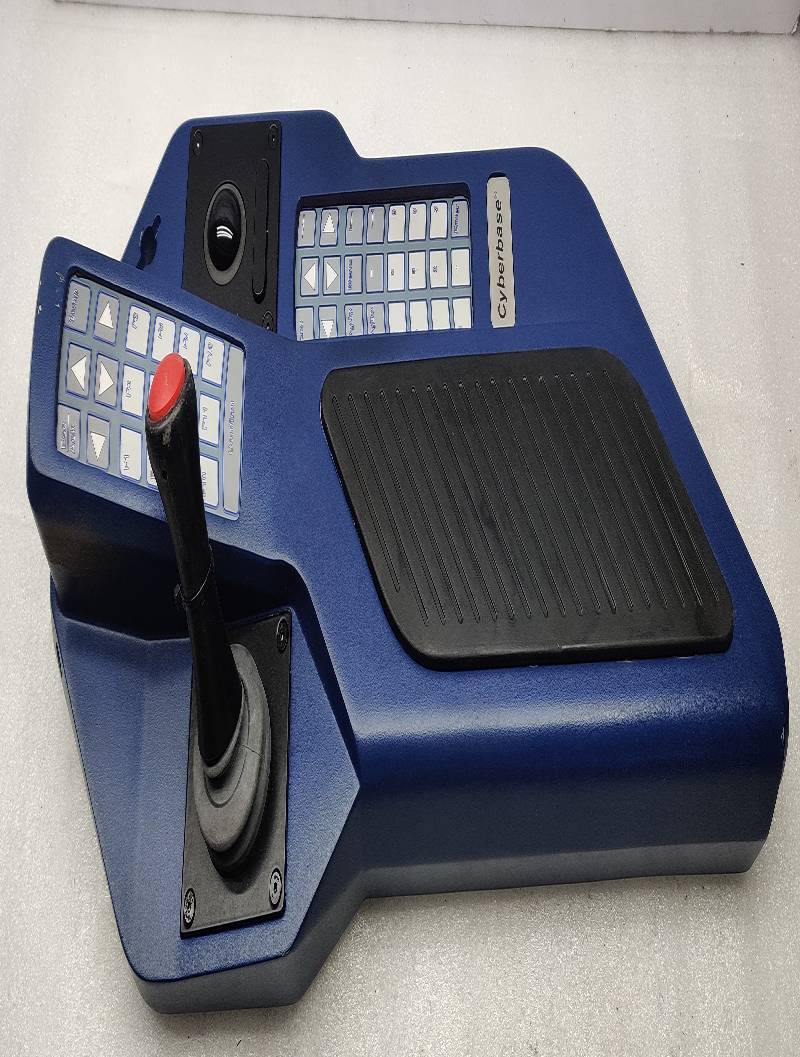 NOV 20030921+74 Right Control Panel Cybercase