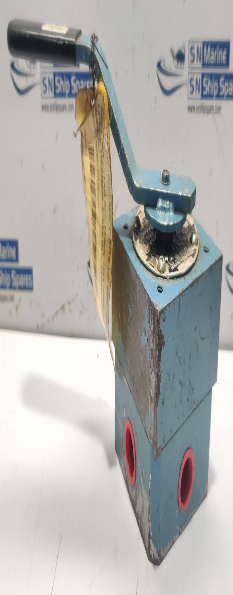 Parker 8081E-1/2HS2 LO-TORQ SIDE PORTS ½”NPT VALVE 3000PSI