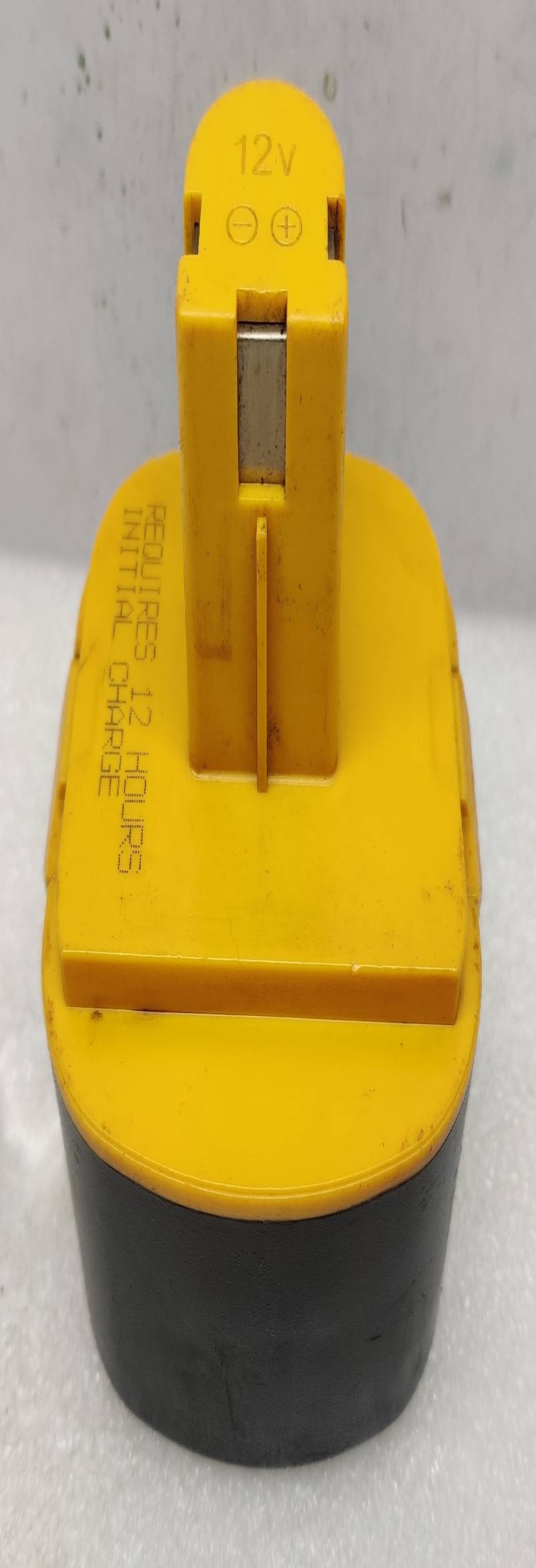 DEWALT 1201 12V BATTERY