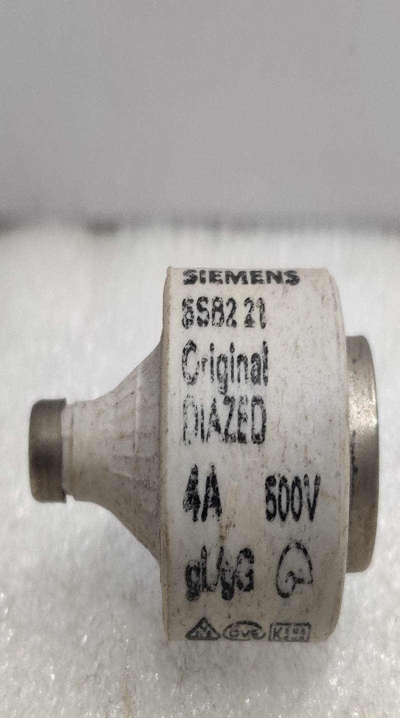 Siemens 5SB2 21 Fuse Link 4A 500V 5PCs In Lot 