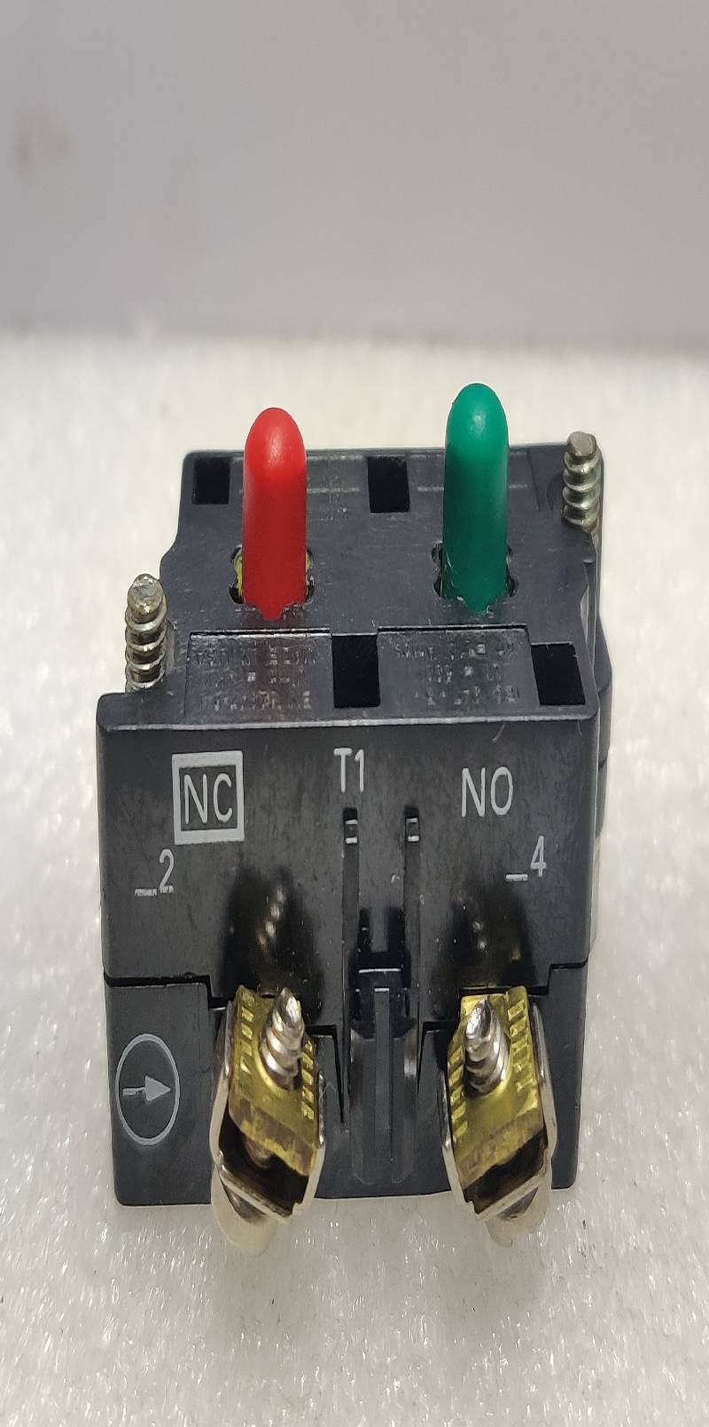 Cutler Hammer 10250T1 Contact Block 1 N.O.- 1N.C Series D1 3PCs In Lot