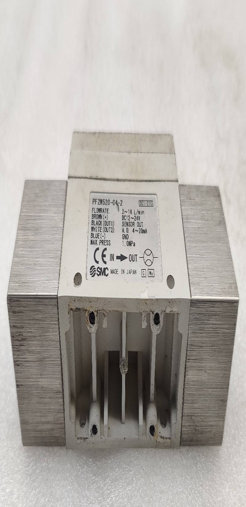 SMC PF2W520-04-2 Digital Flow Switch FlowRate: 2~16L/min 1.0MPa