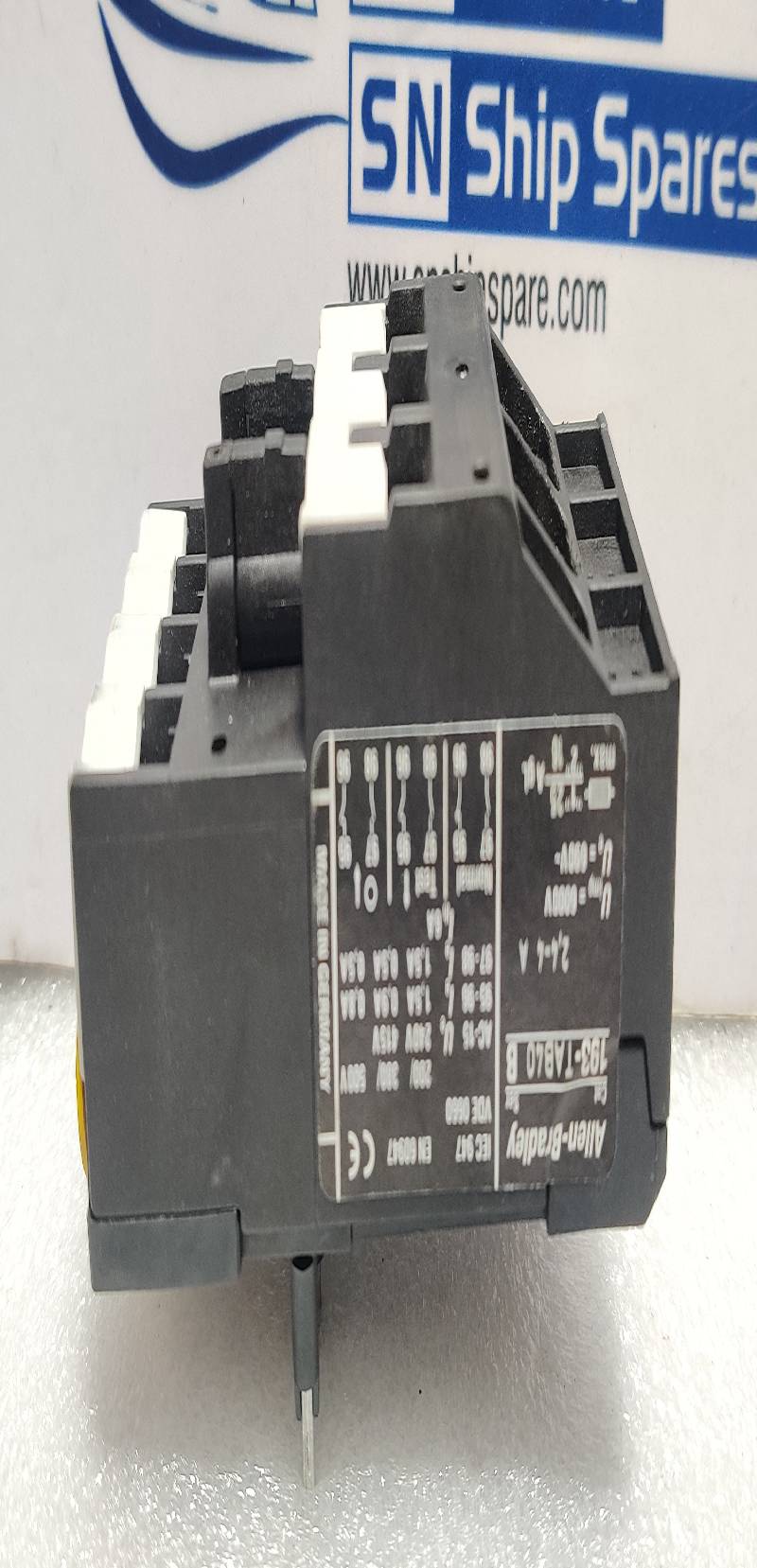 Allen Bradley 193-TAB40 Thermal Overload Relay Ser B 2.4-4A Uimp= 6000V Ue= 690V