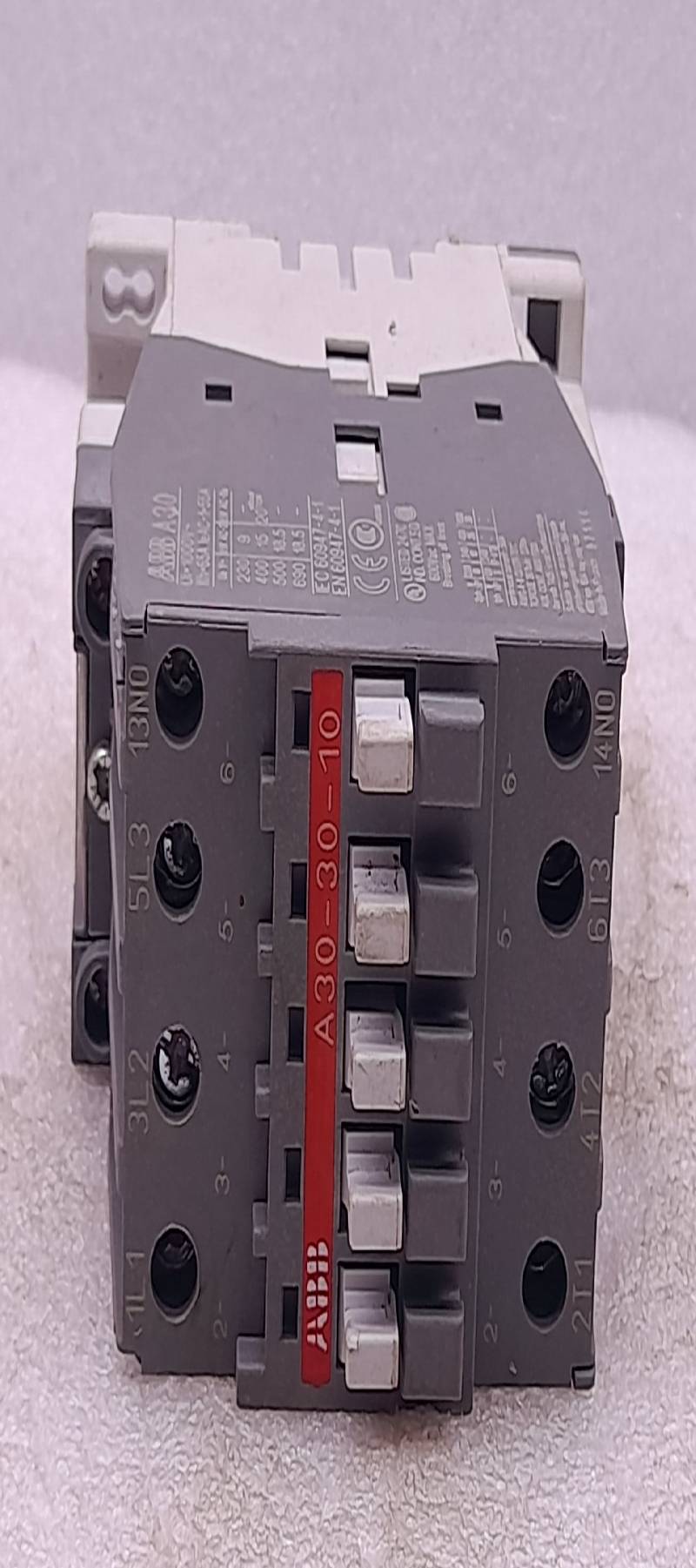 ABB A30-30-10 Contactor  Ui 1000V  Ith 65A Ieac-1=55A  (0.6Kg)