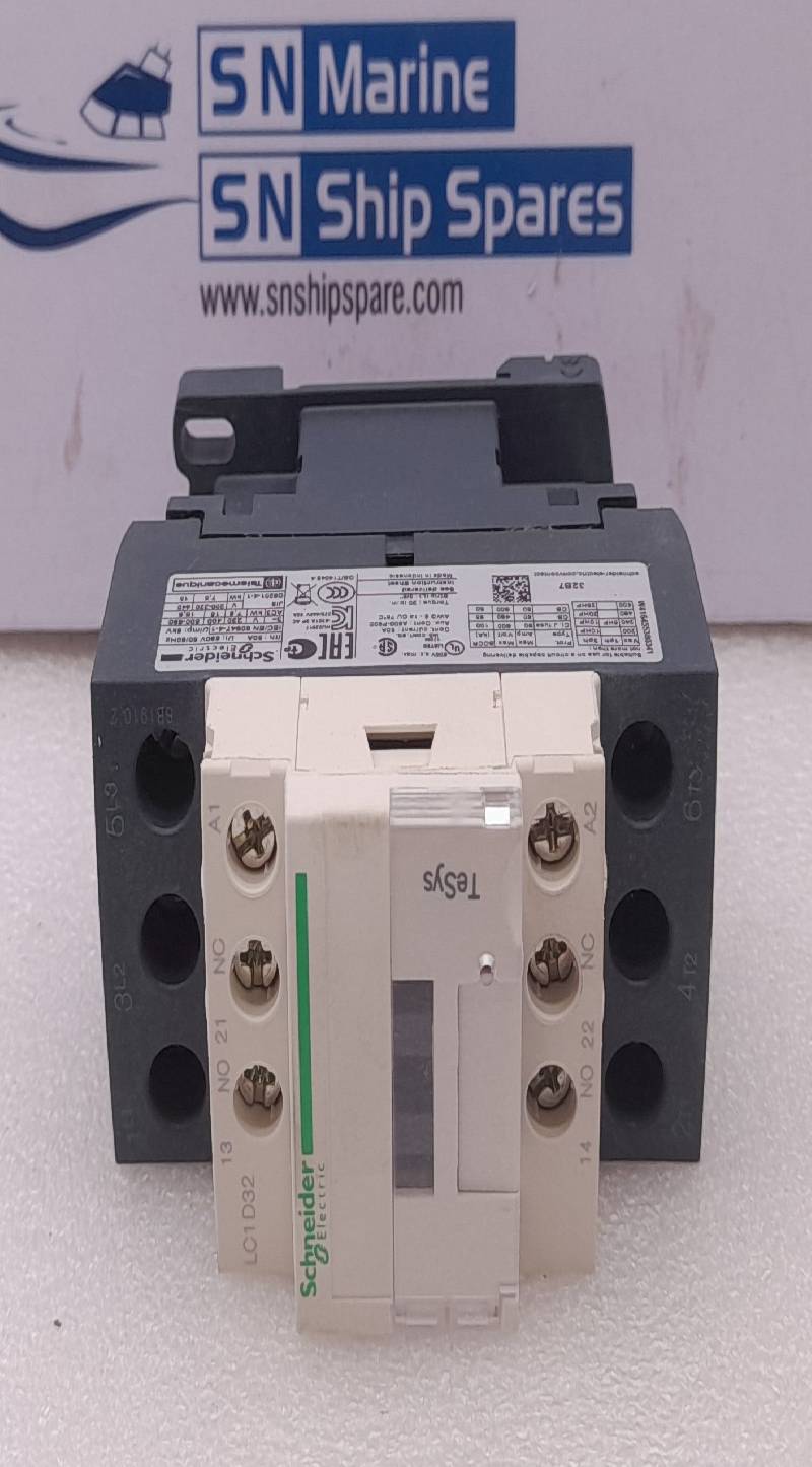 Schneider Electric LC1D32B7 Contactor 24V 50/60Hz 15KW/400V 20HP/480V