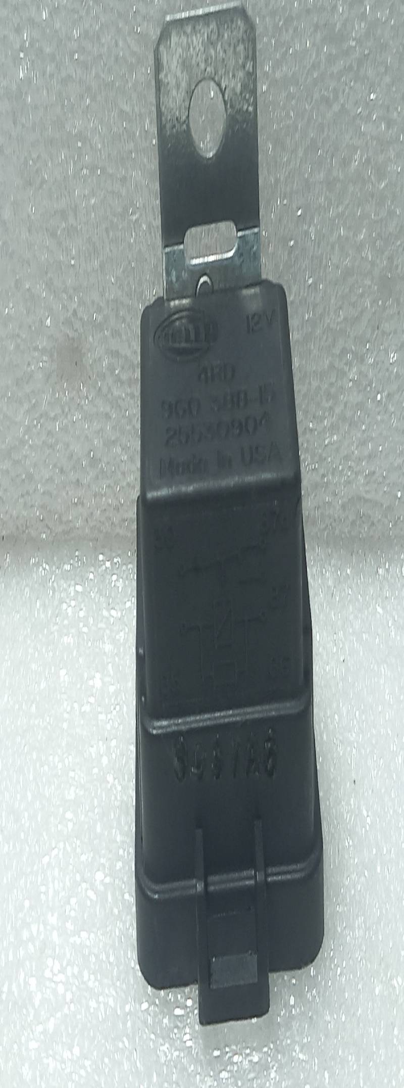 Hella 4RD 960 388 -15 Relay Bosch 3740080 2PCs In Lot