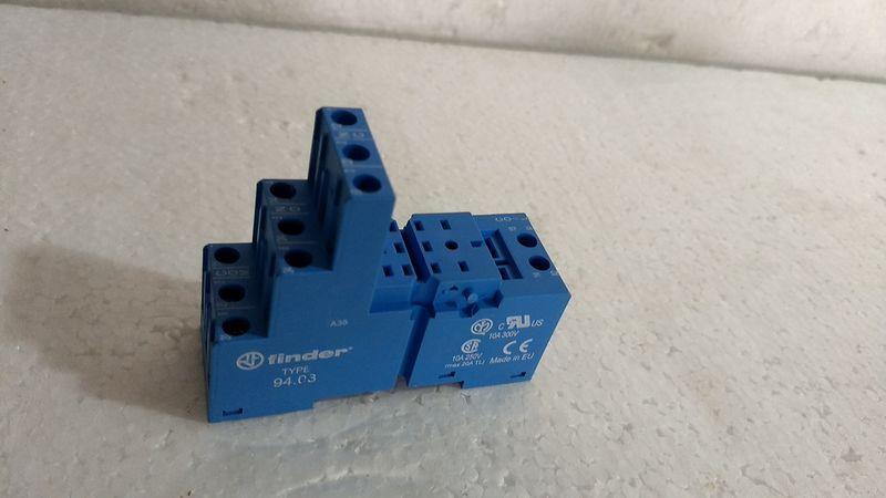Finder 94.03 - 10A-300V - Made in Eu - Electronic Step Relay