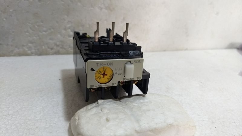 Fuji Electric TR-ON Thermal Overload Relay TRON