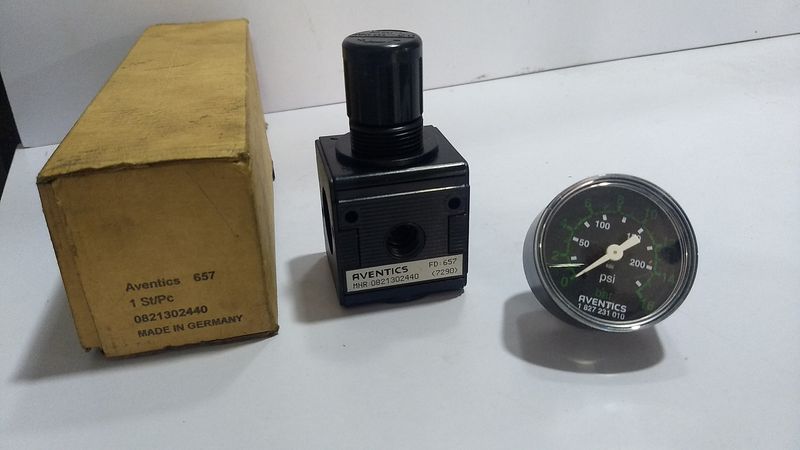 Aventics Pressure Regulator With Guage FD:657 - MNR: 0821302440 0.5 to 10 Bar