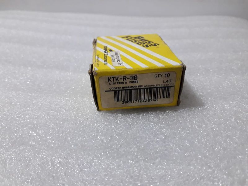 BUSSMANN FUSE KTK-R-10 10PCS IN BOX COMPLETE BOX SALE NEW