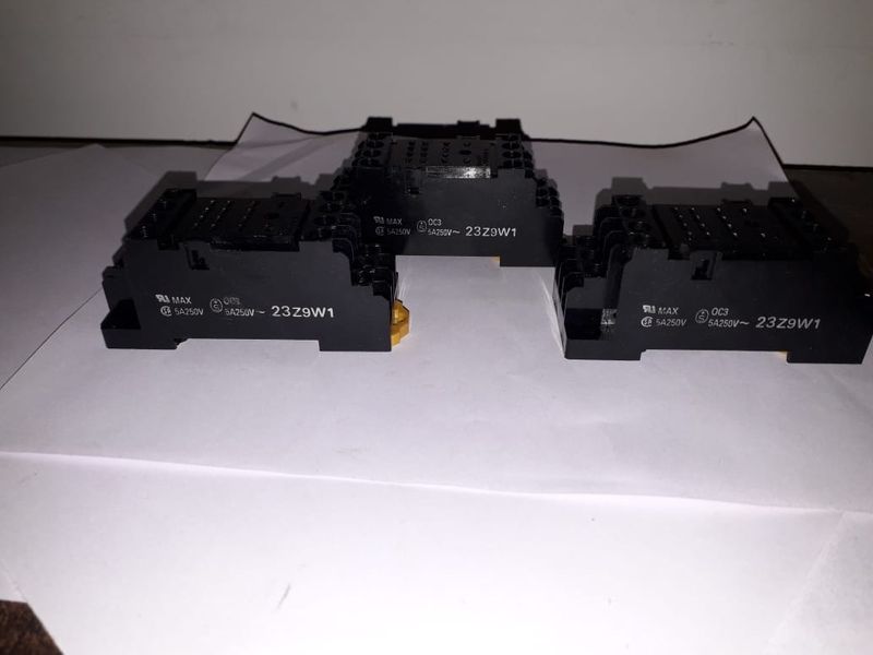 Omron PYF14A-E Relay Socket 3 Pcs Complete Lot Sale New