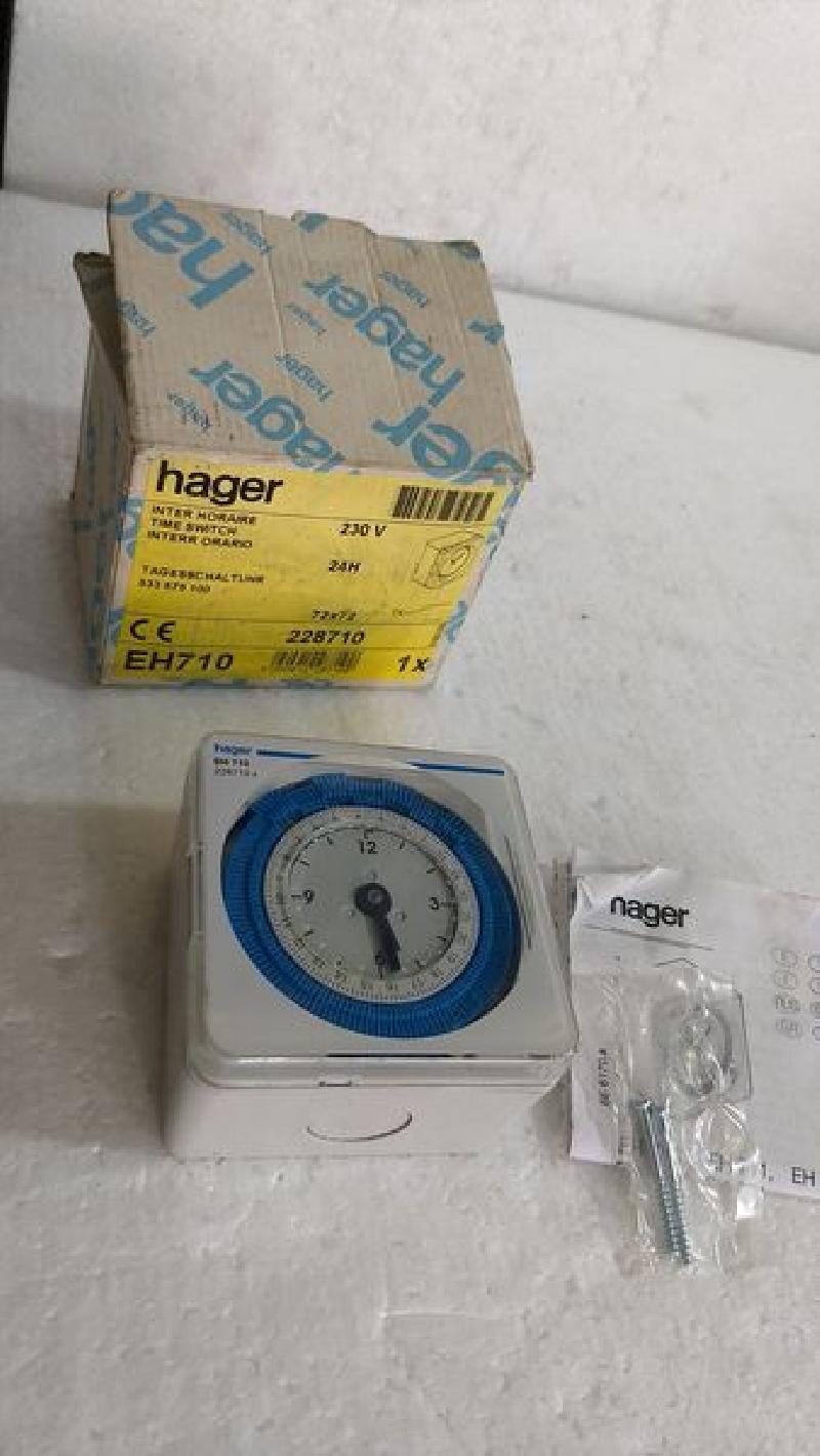 Hager Time Switch EH710 - 228710 - 230V - 24H - 72x72