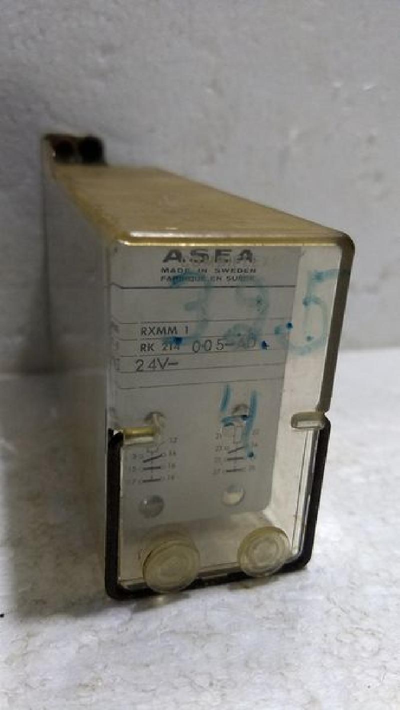 Asea RXMM 1 RK 214 005-AD 24V Auxiliary Relay
