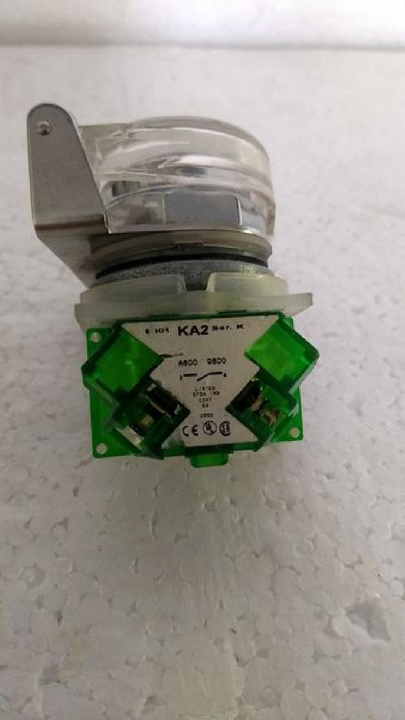 SCHNEIDER ELECTRIC 9001-KA2 CONTACT BLOCK 9 Pcs Lot Sale