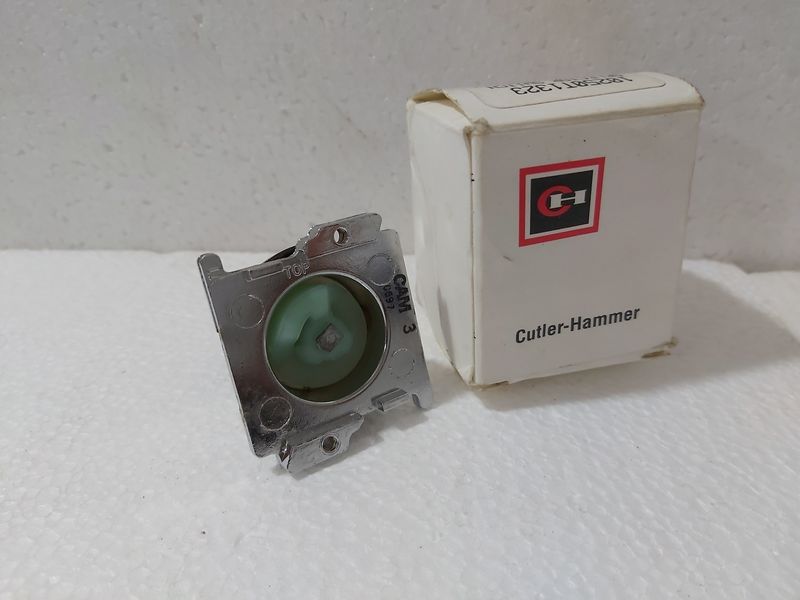 Cutler Hammer 10250T22KB Selector Switch 3Pos-Black Knob Nema 4,4x-13