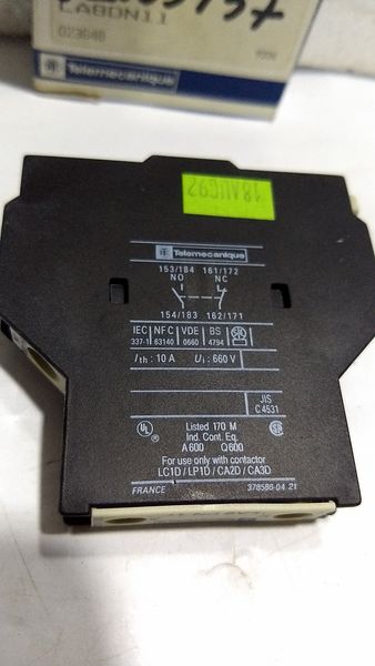 Telemechanique Inductive Proximity Switch XS1 M30MA250 24..240V AC/DC