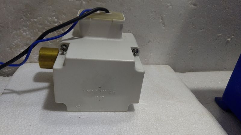 Aqua Signal Connection Box with Ignition Unit - 9840035600