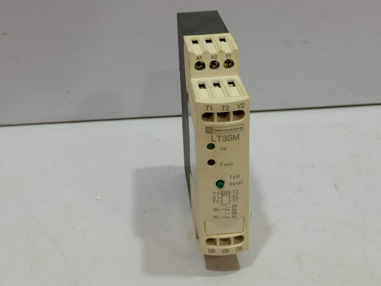 Telemecanique LT3SM00MW Thermistor Protection Relay