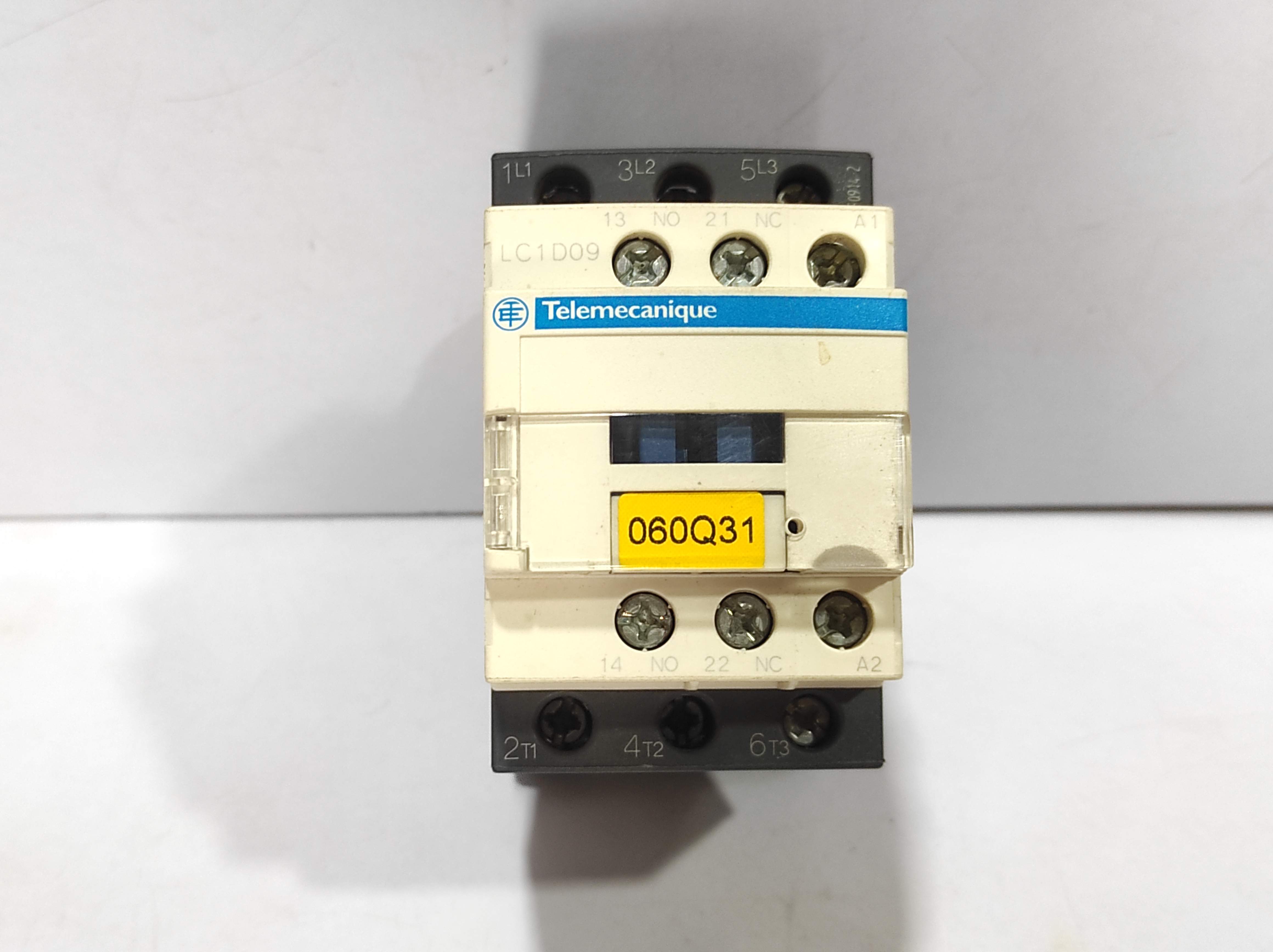 Schneider Electric LC1D09P7 Contactor 230V 50_60Hz