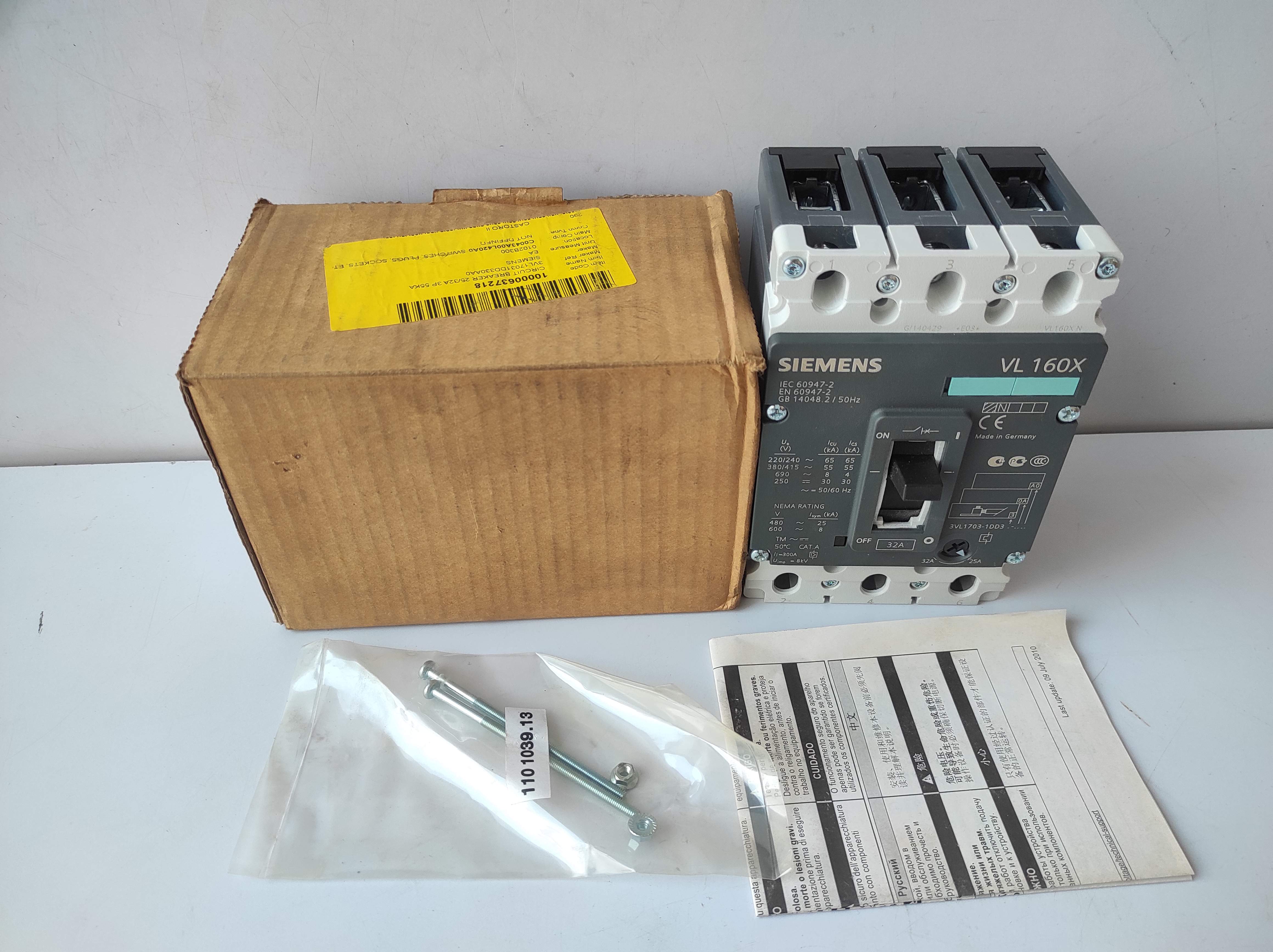 Siemens 3VL1703-1DD33-0AA0 Circuit Breaker 32A
