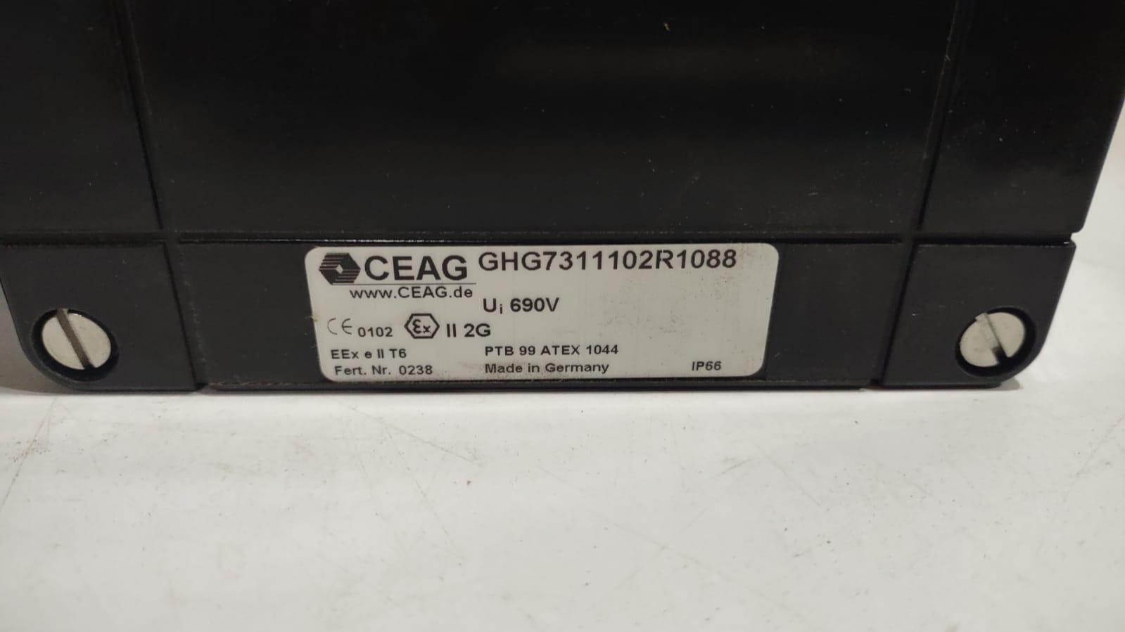 Cooper Crouse Hinds CEAG GHG731110R108 Terminal Box 731 11 Without Drillings