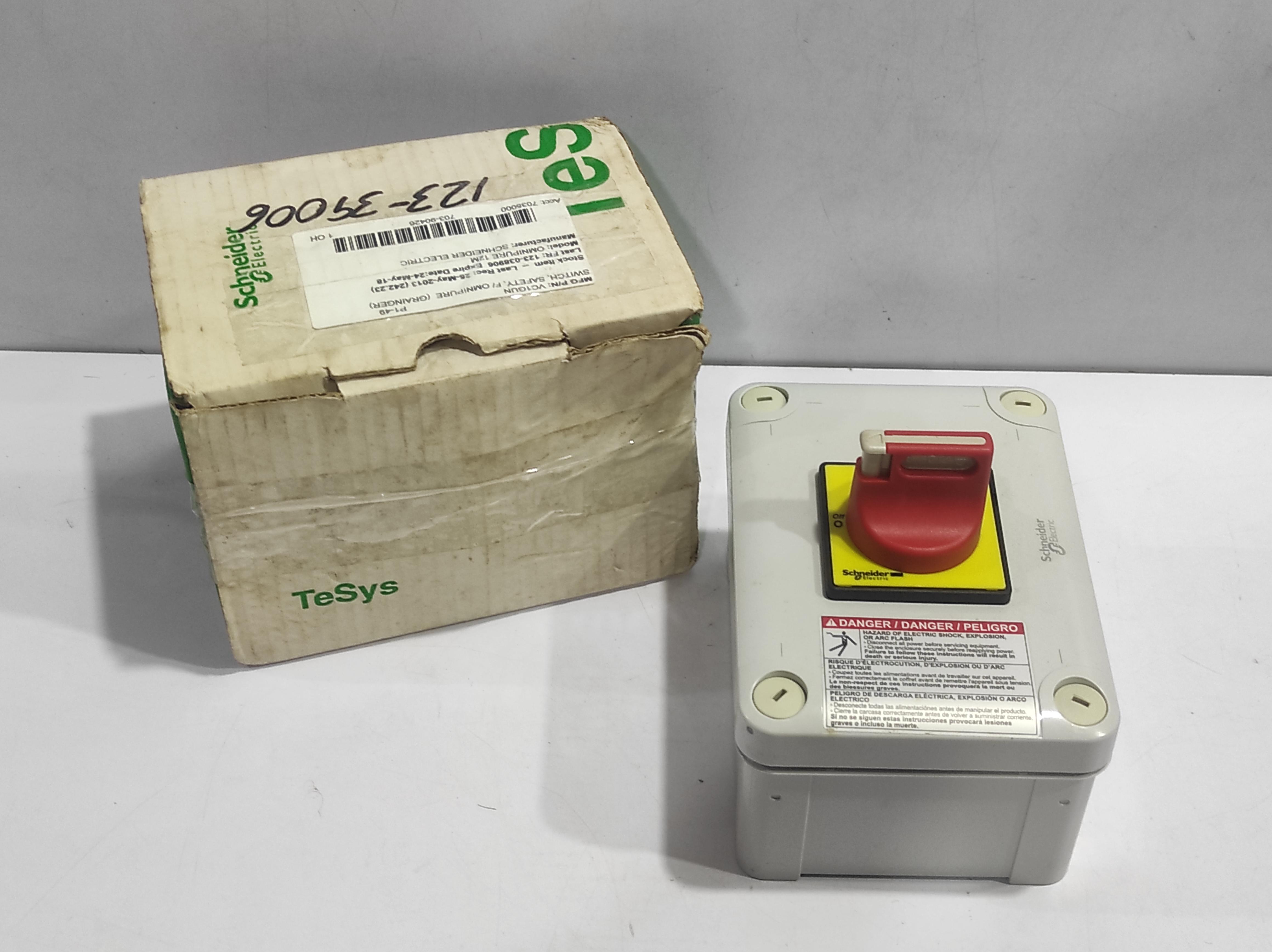 Schneider VC1GUN Emergency Stop_Main Switch In IP55 Enclosure Ith 25A 941317