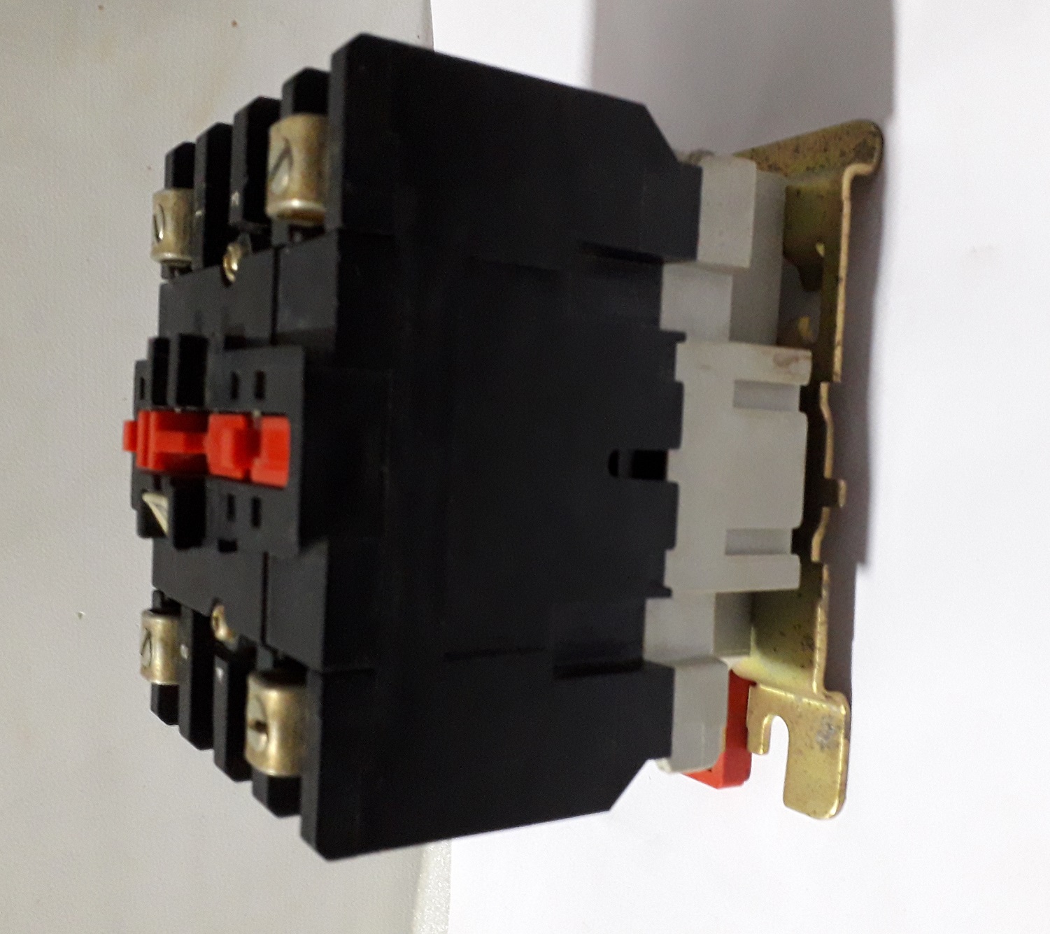 Telemecanique LC-D638 Contactor max Fuse Size 225A Jem AC3.1.0.0 AC3;63A 500V max