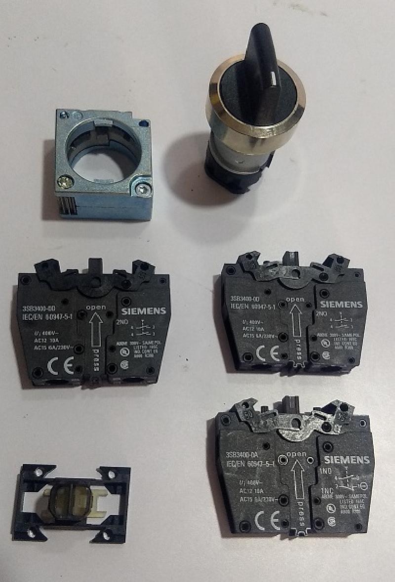 Siemens 3SB35002HA11 Selector Switch 1 pc with 3SB3400-0A 3pc for Quincy QSI-500