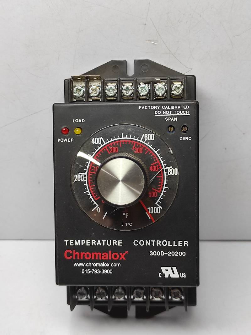 Chromalox 300D-20200 Temperature Controller