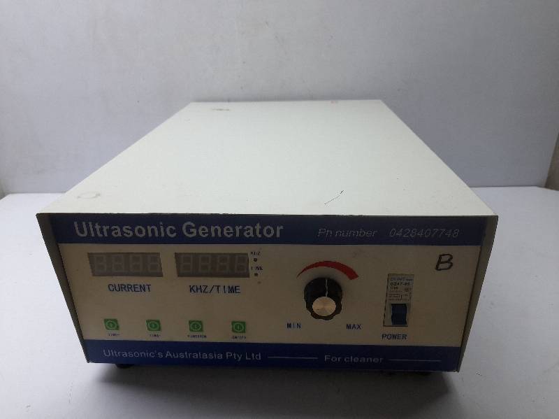 Ultrasonic’s Australasia KM-1800 Ultrasonic Generator U-4831.001 AC220V 50Hz Frequency 28kHz Power 1800W
