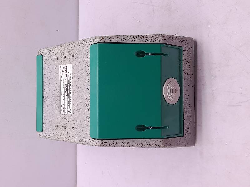 Legrand 755863 Safety Isolating Transformer 400VA Pri 220V±10V Sec 24V 50/60Hz