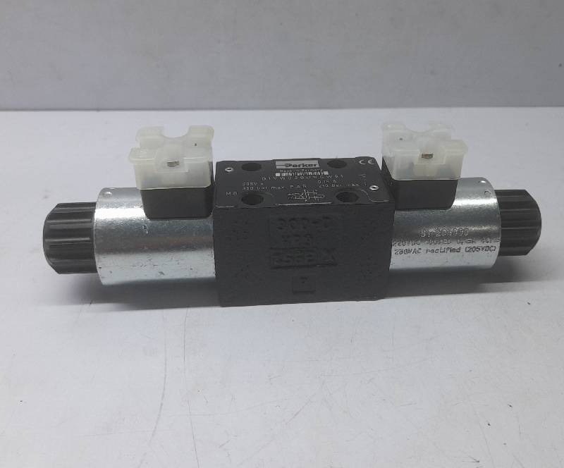 Parker D1VW020DNGW91 Direct Operated Directional Control Valve S1-205000 Coil 220VDC 0.13A