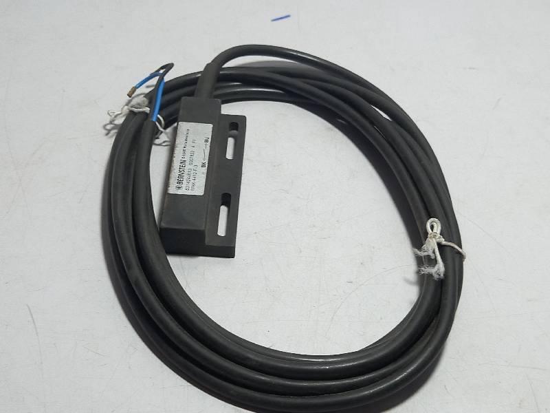 BERNSTEIN MAK-4412-F-3 MAGNETIC SWITH  WITH CABLE WIRE 