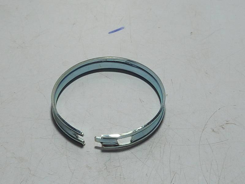 MIELE 13612 EN: CLAMPING RING  