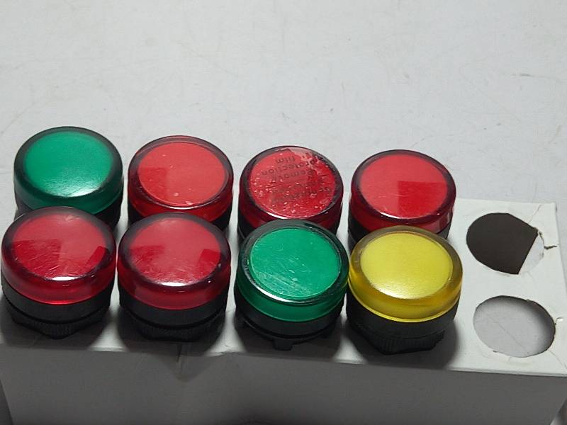 CHNT ND16-22DS/4  INDICATOR LIGHT RED,GREENAND YELLOW LIGHT 