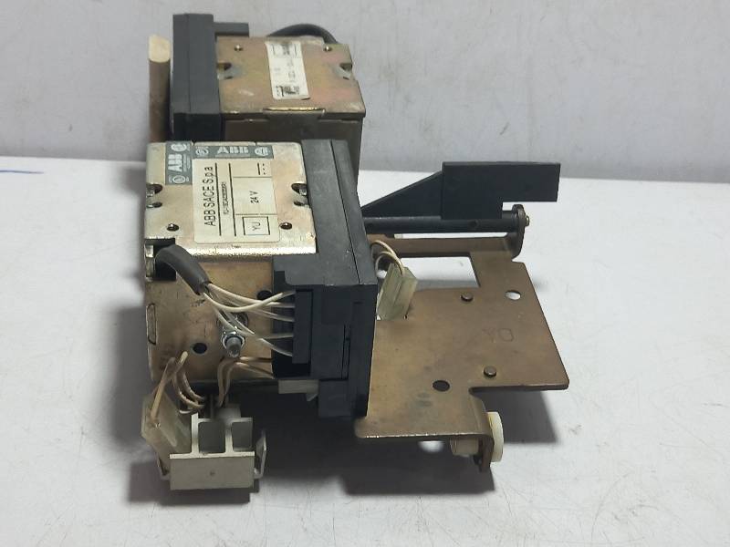 ABB SPACE 1SDA038306R1 UNDERVOLTAGE RELEASE 