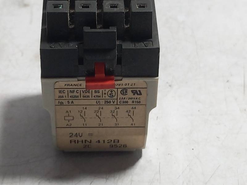 SCHNEIDER RHN412B  RELAY