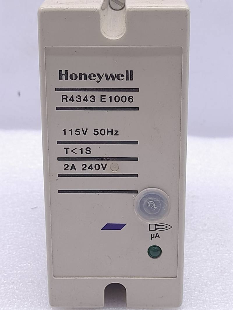 Honeywell R4343E1006  Flame Detector Relay 115V 50Hz  T<1S, 2a 240V