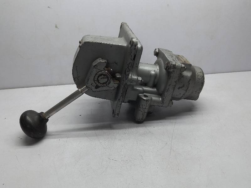 Rexroth H-2-EX Control Air Valve P50925-2 Max Inlet 200 PSI Outlet 100 PSI