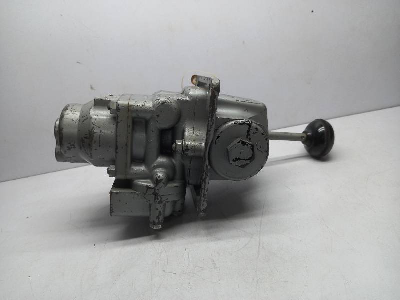 Rexroth HC-2-SX Control Air Valve R434002036 Max Inlet 200 PSI Outlet 100 PSI