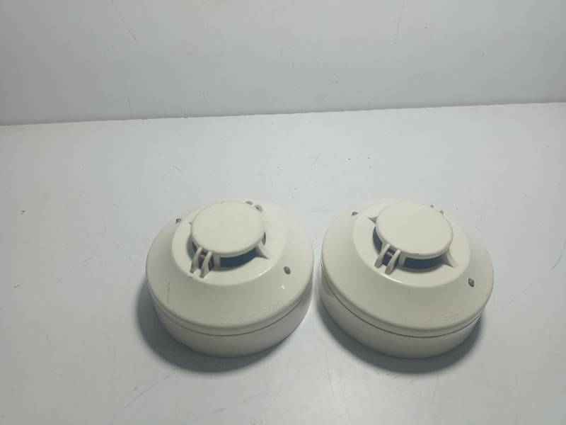 Honeywell TC840M1021 Smoke Detector / N04-1610-0021 / N0416100021